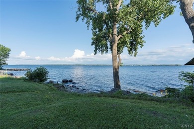 Wow! This doesn't come along often. How about a waterfront - photo 8