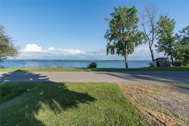 Wow! This doesn't come along often. How about a waterfront - photo 9
