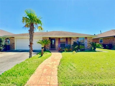 Lake Pontchartrain Home For Sale in New Orleans Louisiana