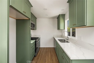 Beautifully renovated home in the heart of Santa Ana offering - photo 12