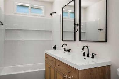 Beautifully renovated home in the heart of Santa Ana offering - photo 18