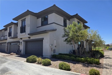 Cadence Master Plan Community in Henderson. Former Model Home - photo 2