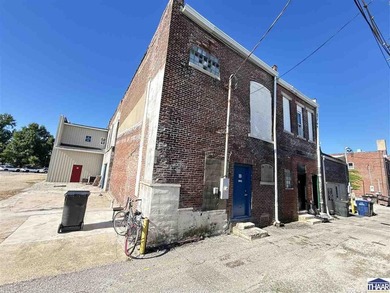 Exceptional mixed-use investment opportunity located in the - photo 22