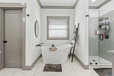 Stunning full brick home built in 2021 with 4 beds, 3 baths and - photo 26