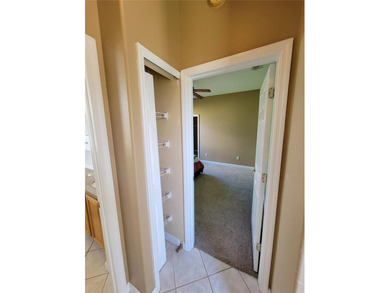 This beautiful property features an open floor plan and high - photo 44