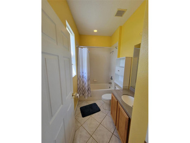 This beautiful property features an open floor plan and high - photo 45