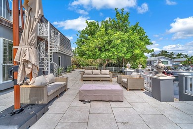 One of the largest waterfront residences in Lighthouse Point - photo 60