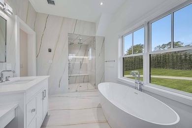 Find your brand-new Hamptons escape on an acre in Southampton - photo 13