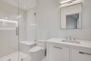 Find your brand-new Hamptons escape on an acre in Southampton - photo 18