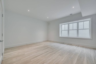 Find your brand-new Hamptons escape on an acre in Southampton - photo 26