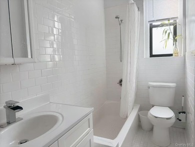 Welcome to Unit A304 at 160-15 Powells Cove Blvd, located in the - photo 7