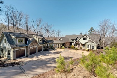 Lake Keowee Home For Sale in Six Mile South Carolina