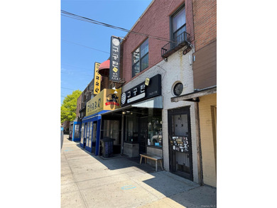 Prime Mixed-Use Investment Opportunity - Flushing, NY - photo 2