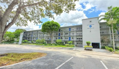 Lake Condo For Sale in Pembroke Pines, Florida
