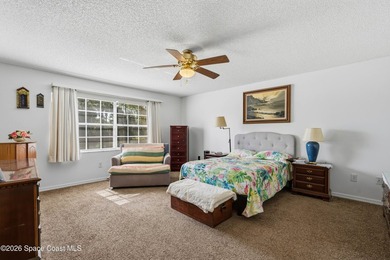 RARE find! This well-maintained 3/2/2 home sits on a half-acre - photo 20