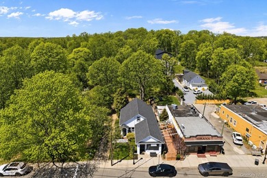 Fully renovated and beautifully designed mixed-use property - photo 23