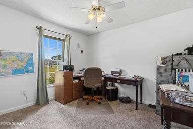 RARE find! This well-maintained 3/2/2 home sits on a half-acre - photo 32