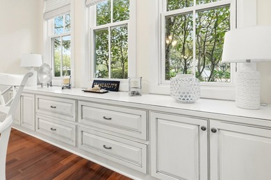 Welcome to 53 Creek Bridge Way, a refined coastal retreat - photo 8