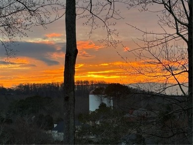 Sunsets & Silos Welcome to one of Bradshaw Farm's most - photo 1