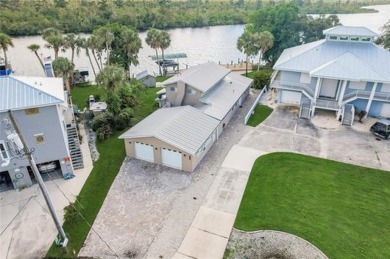 Lake Home For Sale in Arcadia, Florida