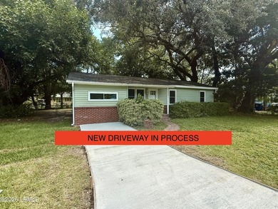 Brand new driveway in process! Nestled beneath a canopy of - photo 2