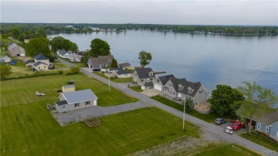 Are you ready to start living the lake life? From the moment you - photo 11