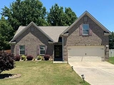Welcome home to this beautifully maintained 1.5-story - photo 1