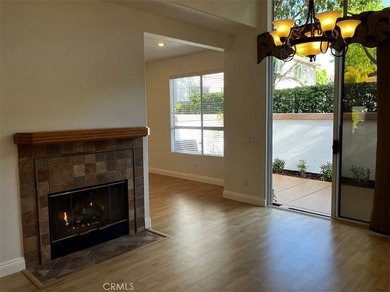 Location, location, location! This Palmilla townhome has it! - photo 7