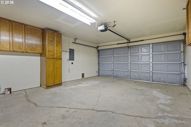 Well maintained and ready to move into. Great location near - photo 32