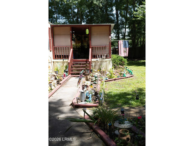 ATTENTION ALL CASH BUYERS! Welcome to this 3-bed, 2-bath 1991 - photo 7