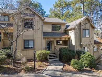 Lake Keowee Townhome/Townhouse For Sale in Salem South Carolina