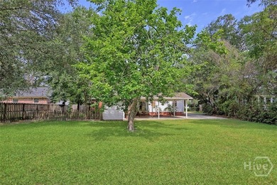 Renovated brick ranch in Kensington Park with serious - photo 42