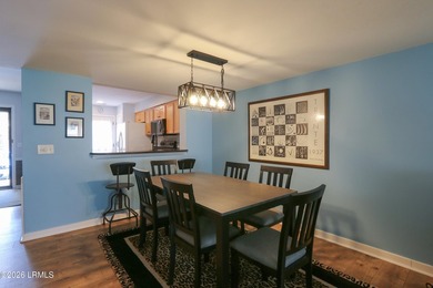 Lovely home. Must see! Ground floor unit right in front of the - photo 3