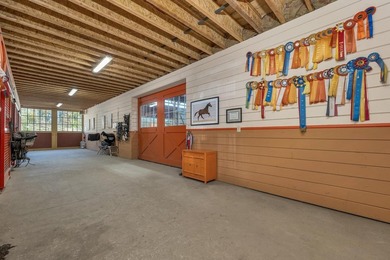 SHOOTING STAR FARM is a private, fully equipped horse facility - photo 11