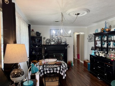 Improved Price & Seller is offering 5k towards flooring - photo 13