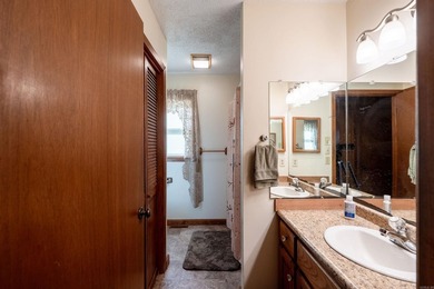 Heber Springs and Greers Ferry Lake awaits you! Located on the - photo 16