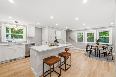 Welcome to this beautifully newly renovated lakeview home in one - photo 16