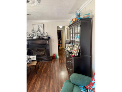 Improved Price & Seller is offering 5k towards flooring - photo 17