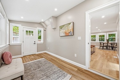 Welcome to this beautifully newly renovated lakeview home in one - photo 19
