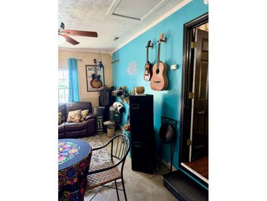 Improved Price & Seller is offering 5k towards flooring - photo 27