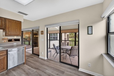 Rarely Available 2 Bedroom, 2 Bathroom Plus Office/Den Floor - photo 28