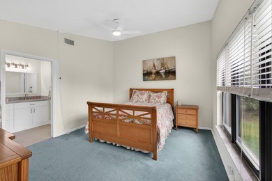 Rarely Available 2 Bedroom, 2 Bathroom Plus Office/Den Floor - photo 35