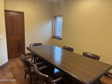 Turnkey executive law office in the established Professional - photo 7