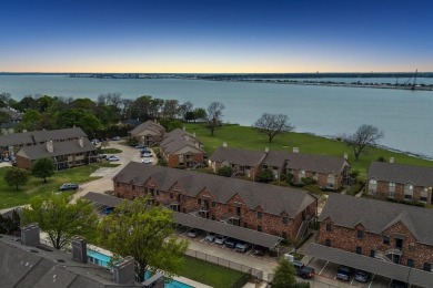 Lake Condo For Sale in Rockwall, Texas