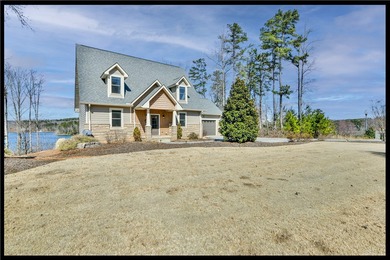 Lake Keowee Home For Sale in West Union South Carolina