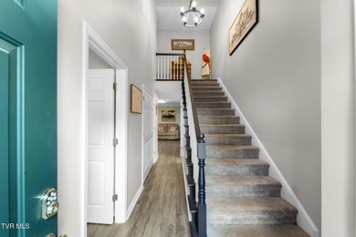 BACK ON MARKET, NO FAULT OF SELLER, WAS DUE TO BUYERS ABILITY TO - photo 3