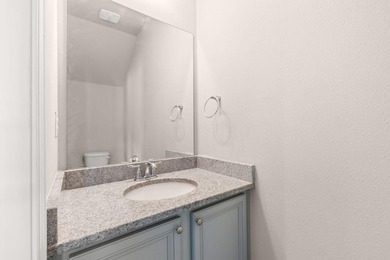 Welcome to effortless coastal living in the heart of Santa Rosa - photo 6
