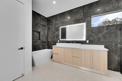 Newly-constructed Wilton Manors luxury waterfront residence - photo 16
