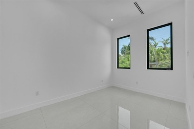 Newly-constructed Wilton Manors luxury waterfront residence - photo 19
