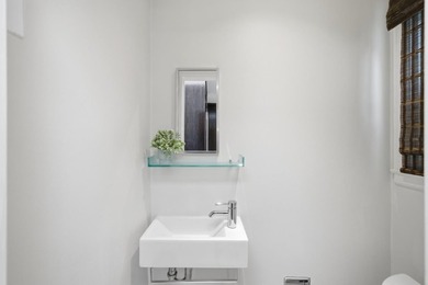 Tucked in the desirable Baywood neighborhood of San Mateo, this - photo 21